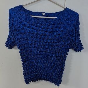 F.C. Vintage Royal Blue Crinkle Popcorn Top Size S Blue